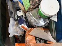 Bak diverse werkmateriaal - afbeelding 1 van  1