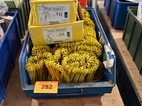 Bak diverse werkmateriaal - afbeelding 1 van  2