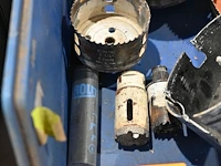 Bak diverse werkmateriaal - afbeelding 3 van  3