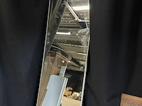 Bak grote partij spiegels - afbeelding 5 van  9