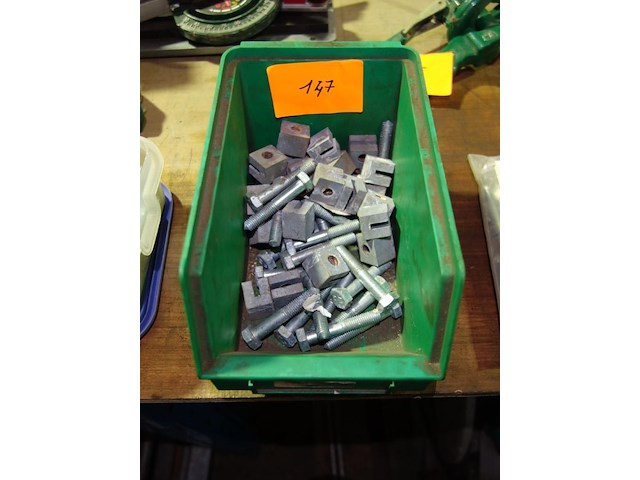 Bak klemblokjes en bouten - afbeelding 1 van  1