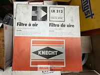 Bak met div olie- en luchtfilters mercedes - afbeelding 6 van  9