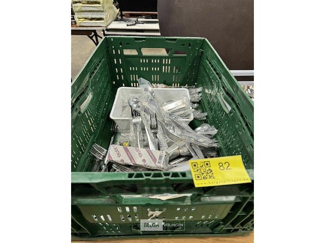 Bak met eetgerei - afbeelding 1 van  4