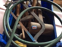 Bak met gereedschap - afbeelding 1 van  2