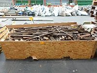 Bak met hout