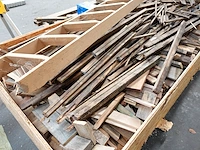 Bak met hout - afbeelding 2 van  3