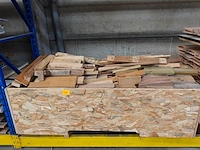 Bak met hout