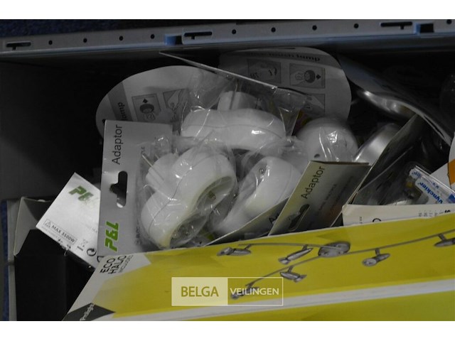 Bak met inhoud - afbeelding 2 van  5