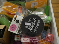 Bak met inhoud - afbeelding 4 van  5