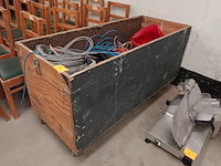 Bak met inhoud - afbeelding 2 van  8