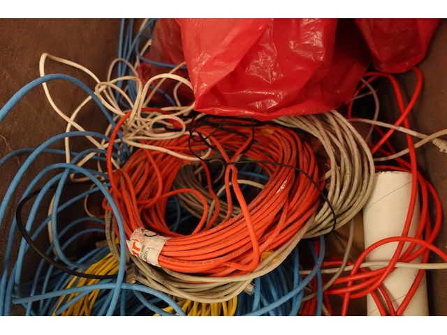 Bak met inhoud - afbeelding 6 van  8