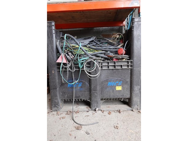 Bak met kabel - afbeelding 1 van  17