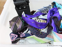 Bak met stropdassen - afbeelding 2 van  3