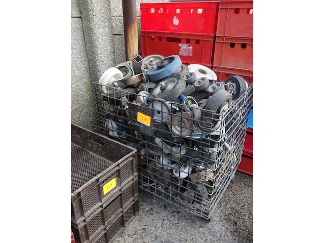 Bak met wielen voor karren - afbeelding 1 van  2