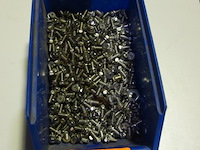 Bak met zeskantflensbouten met kruiskop - afbeelding 1 van  1