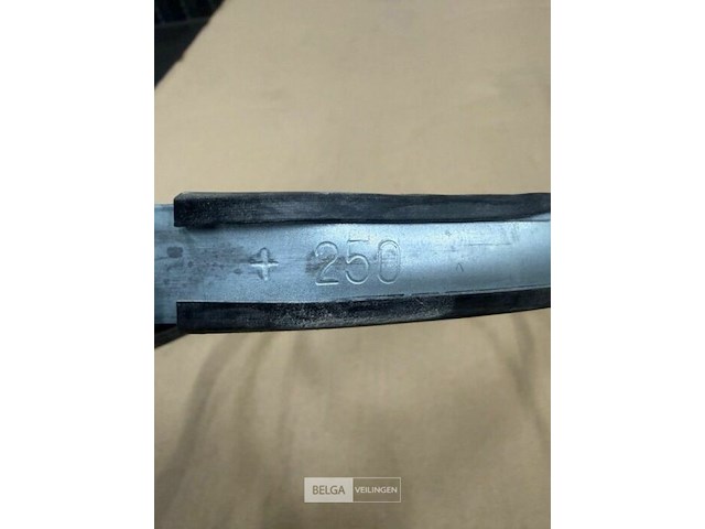 Bak ophangbeugels - afbeelding 3 van  4