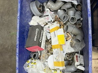 Bak sanitaire aansluitingen bochten - afbeelding 1 van  5