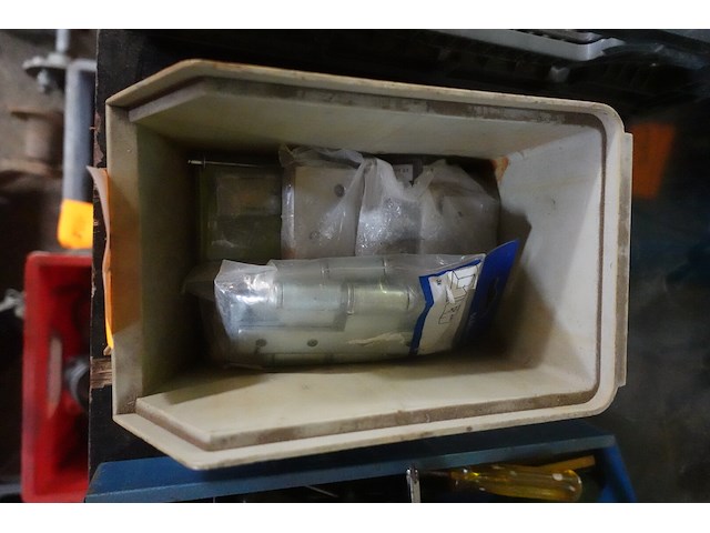 Bak scharnieren - afbeelding 1 van  2