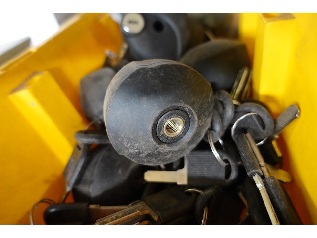 Bak sloten voor fietsendrager - afbeelding 4 van  4