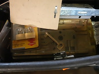 Bak sloten - afbeelding 4 van  4