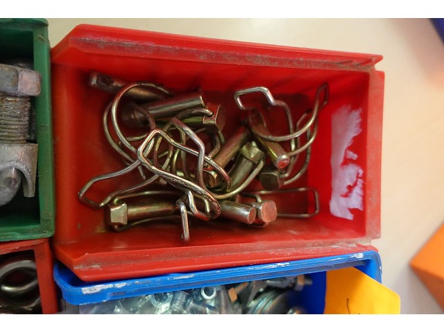 Bak staaldraadklemmen en bak borgpennen - afbeelding 2 van  4