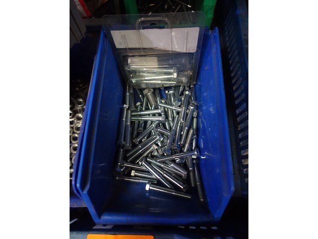 Bak vijzen en moeren - afbeelding 7 van  12