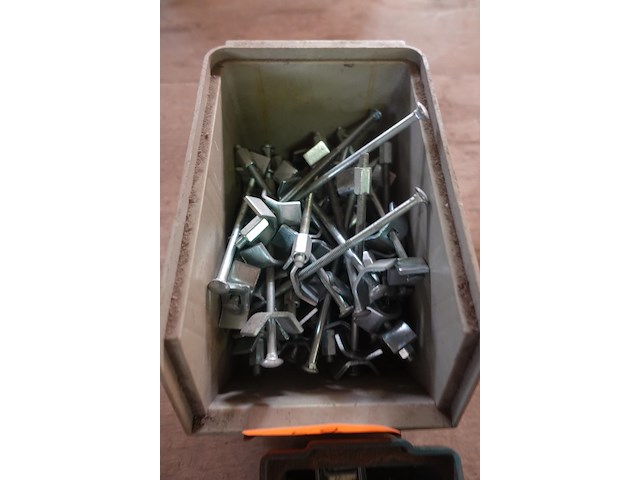 Bak werkbladverbindingsklemmen - afbeelding 2 van  3