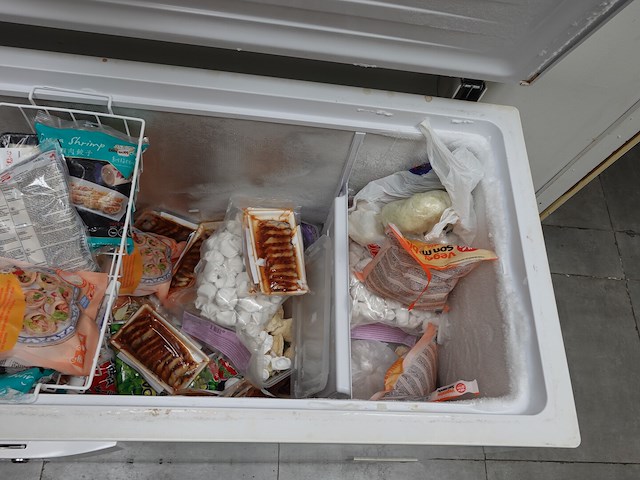 Bakdiepvriezer beko + inhoud - afbeelding 2 van  4