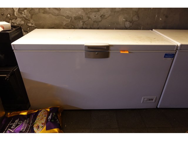Bakdiepvriezer beko - afbeelding 1 van  7