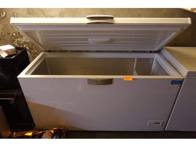 Bakdiepvriezer beko - afbeelding 2 van  7