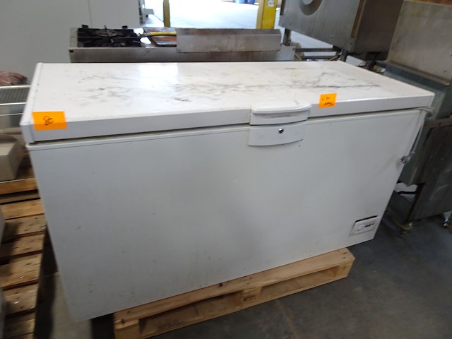 Bakdiepvriezer beko - afbeelding 1 van  3