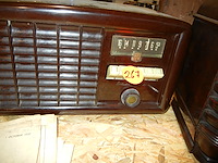 Bakeliet radio airline - afbeelding 1 van  1