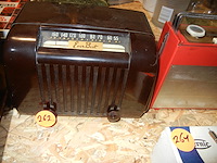 Bakeliet radio everybest - afbeelding 1 van  1