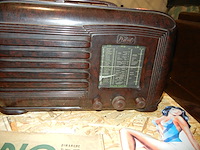 Bakeliet radio pilot - afbeelding 2 van  2