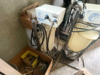 Baker feeder voerautomaat (2x) - afbeelding 9 van  9