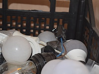 Bakje diverse lampen - afbeelding 3 van  3