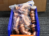 Bakje met perskoppelingen - afbeelding 1 van  1