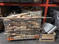 Bakken met brandhout (2x) - afbeelding 1 van  4