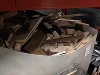 Bakken met brandhout (2x) - afbeelding 4 van  4