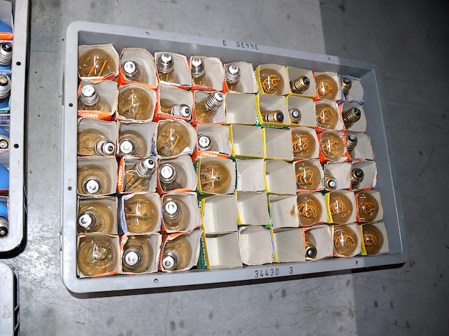 Bakken met lampen (x4) - afbeelding 5 van  5