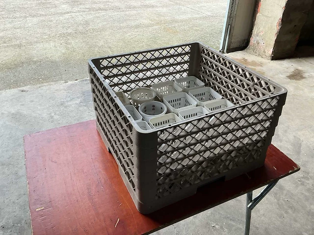 Bakken voor industrieel afwasmachine (25x) - afbeelding 1 van  4