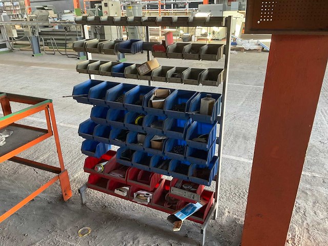 Bakkenstelling met inhoud - afbeelding 1 van  3