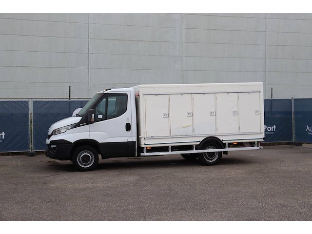 Bakwagen iveco 35s13 diesel 2016 - afbeelding 1 van  1
