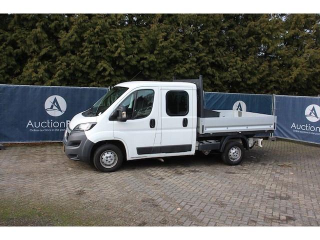 Bakwagen peugeot boxer 333 2.2 hdi l2h2 xr diesel 132pk 2015 - afbeelding 1 van  1