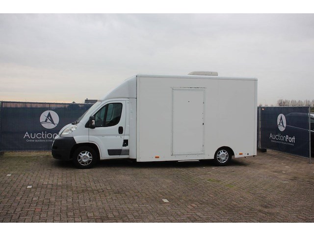 Bakwagen peugeot boxer diesel 2013 - afbeelding 1 van  1