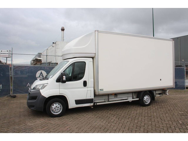 Bakwagen vrachtwagen citroën jumper diesel 131pk 2017 - afbeelding 1 van  1