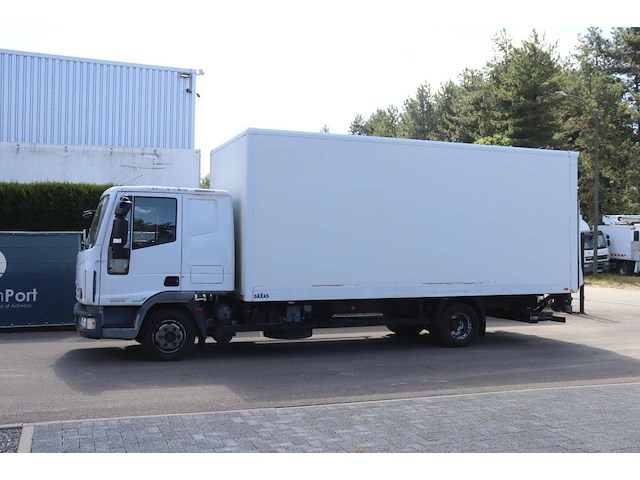 Bakwagen vrachtwagen eurocargo 80 e18 diesel 2008 - afbeelding 1 van  1