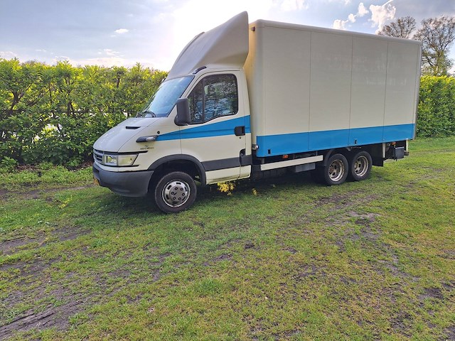 Bakwagen vrachtwagen iveco 40c 3.0l diesel 136pk 2005 - afbeelding 1 van  1