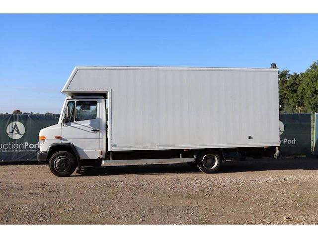 Bakwagen vrachtwagen mercedes-benz 814 d diesel 136pk 1997 - afbeelding 1 van  1