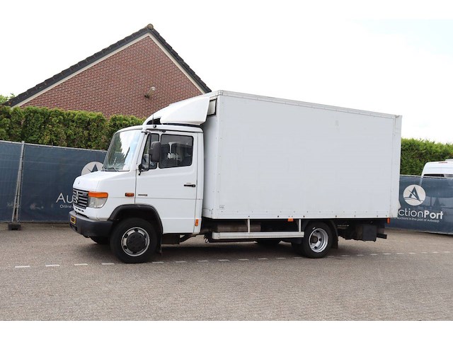 Bakwagen vrachtwagen mercedes-benz vario 813d diesel 129pk 2010 (marge) - afbeelding 1 van  1